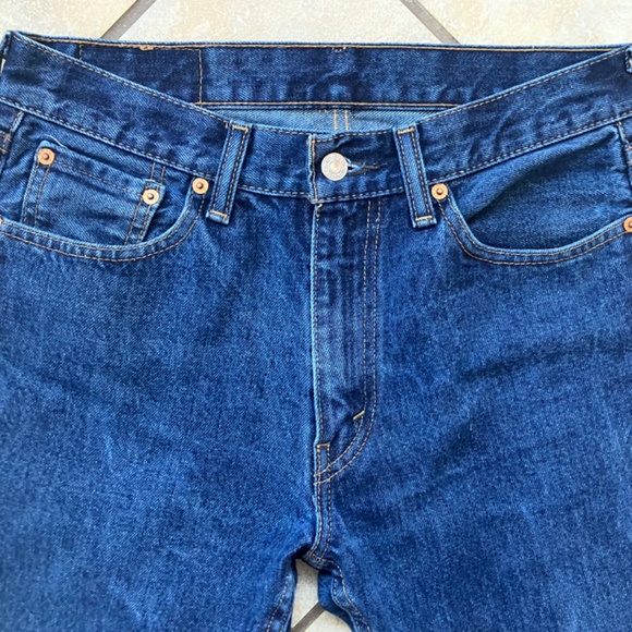 Red label Levi’s Jeans - Picture 8 of 8